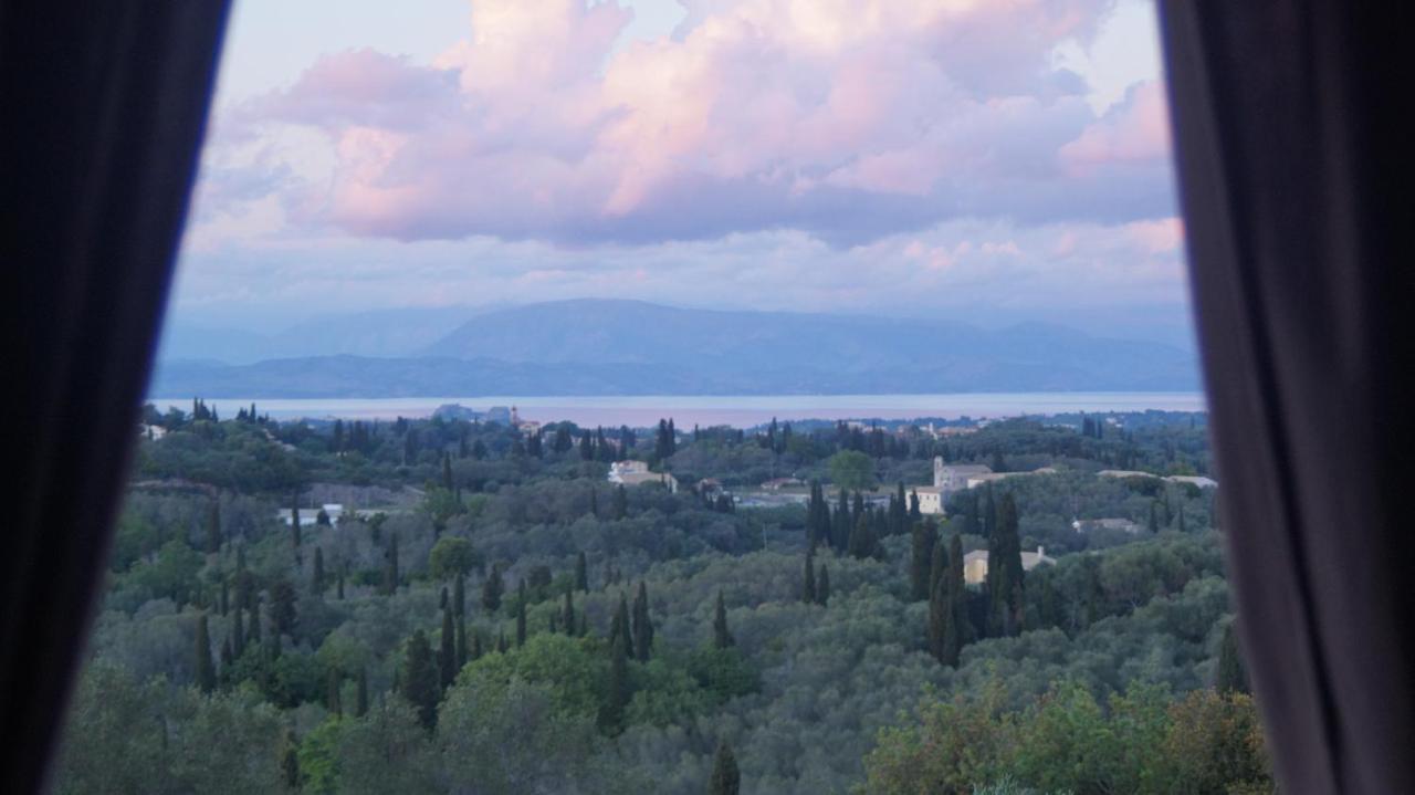 Corfu Quality Suite, Tranquility, Mountain & Sea Views Ájosz Górdiosz Kültér fotó