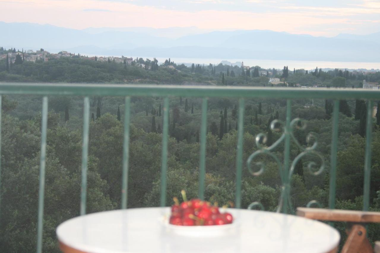 Corfu Quality Suite, Tranquility, Mountain & Sea Views Ájosz Górdiosz Kültér fotó